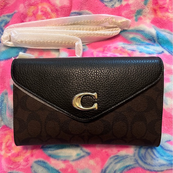 Coach Tammie Clutch Crossbody in Signature Canvas - Picture 3 of 7